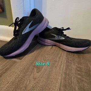 Brooks Women's Black and Lavender Sneakers